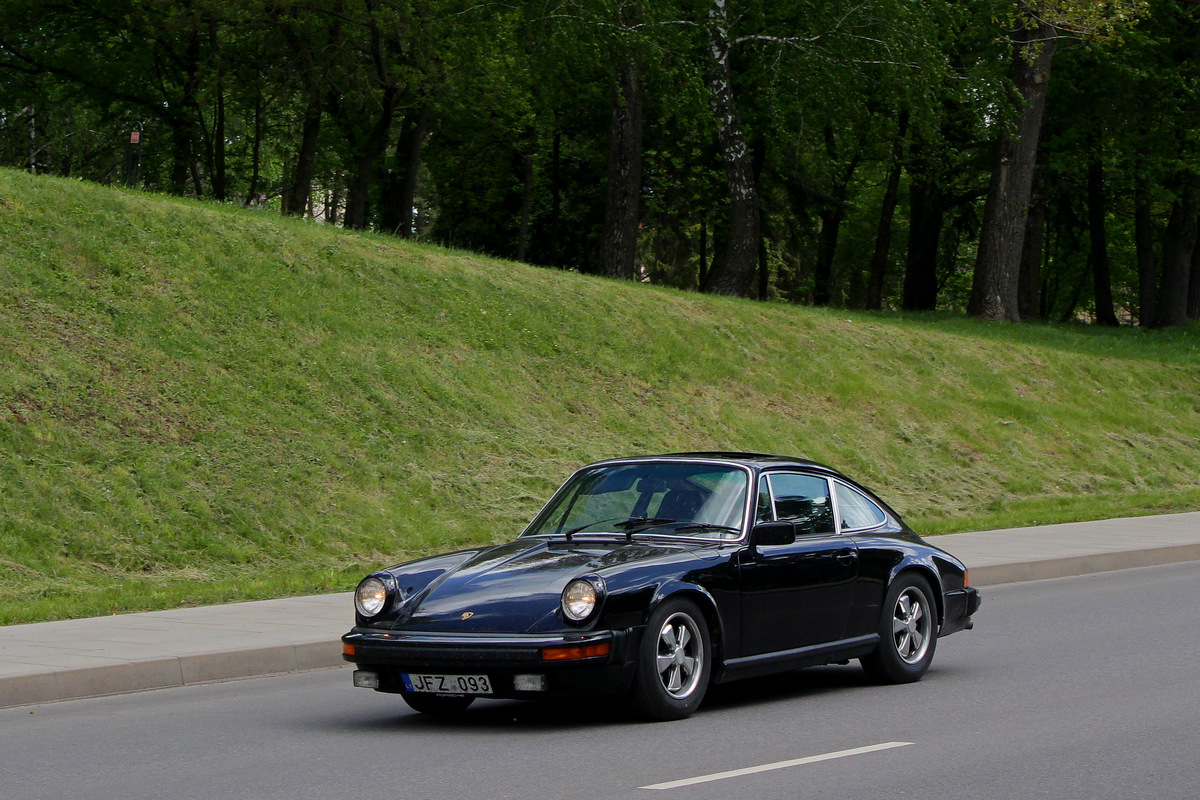 Литва, № JFZ 093 — Porsche 911 (964) '88-94
