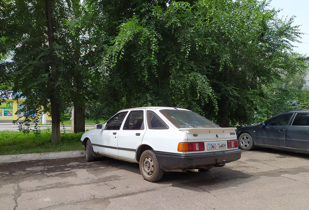 Луганская область, № 060-76 АМ — Ford Sierra MkI '82-87