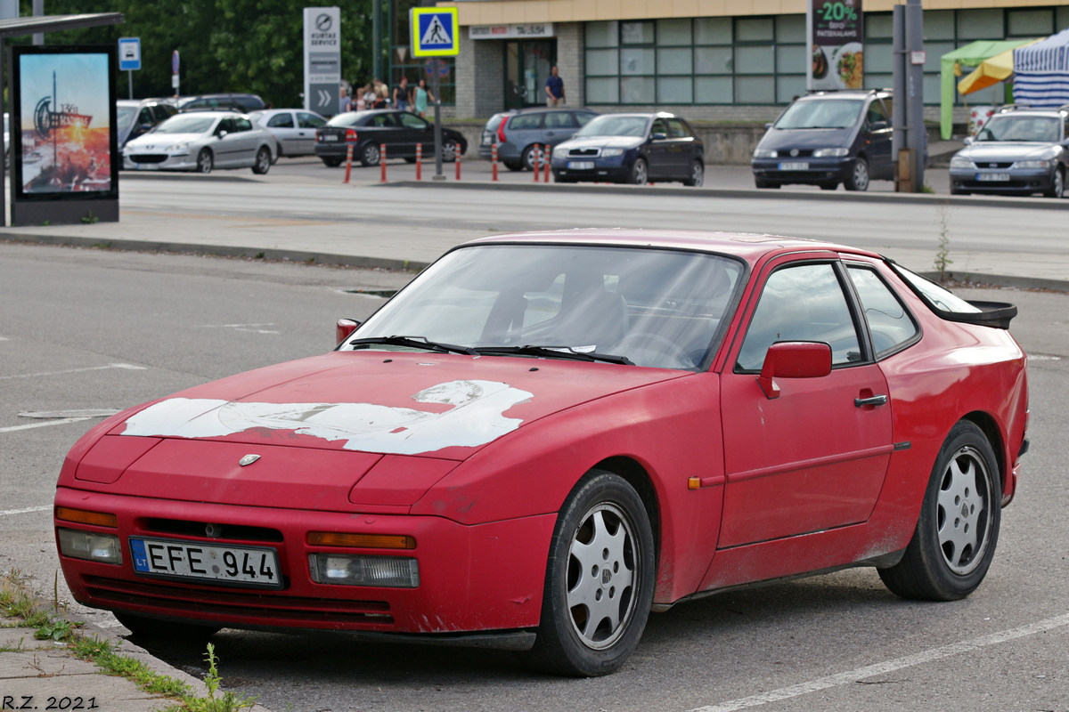 Литва, № EFE 944 — Porsche 944 '82-89