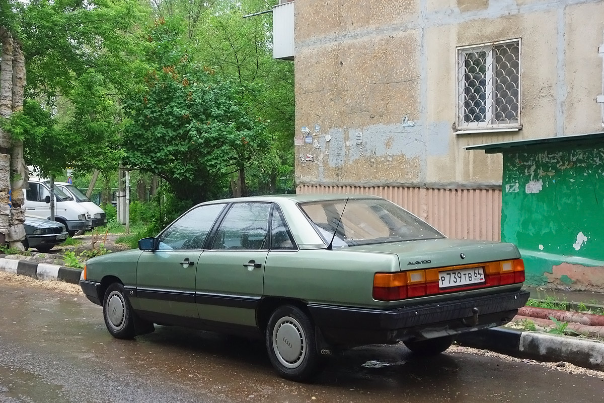 Саратовская область, № Р 739 ТВ 64 — Audi 100 (C3) '82-91
