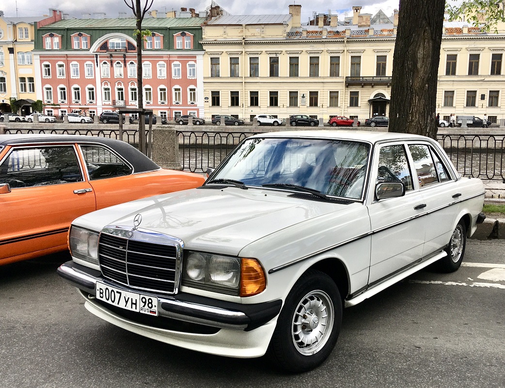 Санкт-Петербург, № В 007 УН 98 — Mercedes-Benz (W123) '76-86