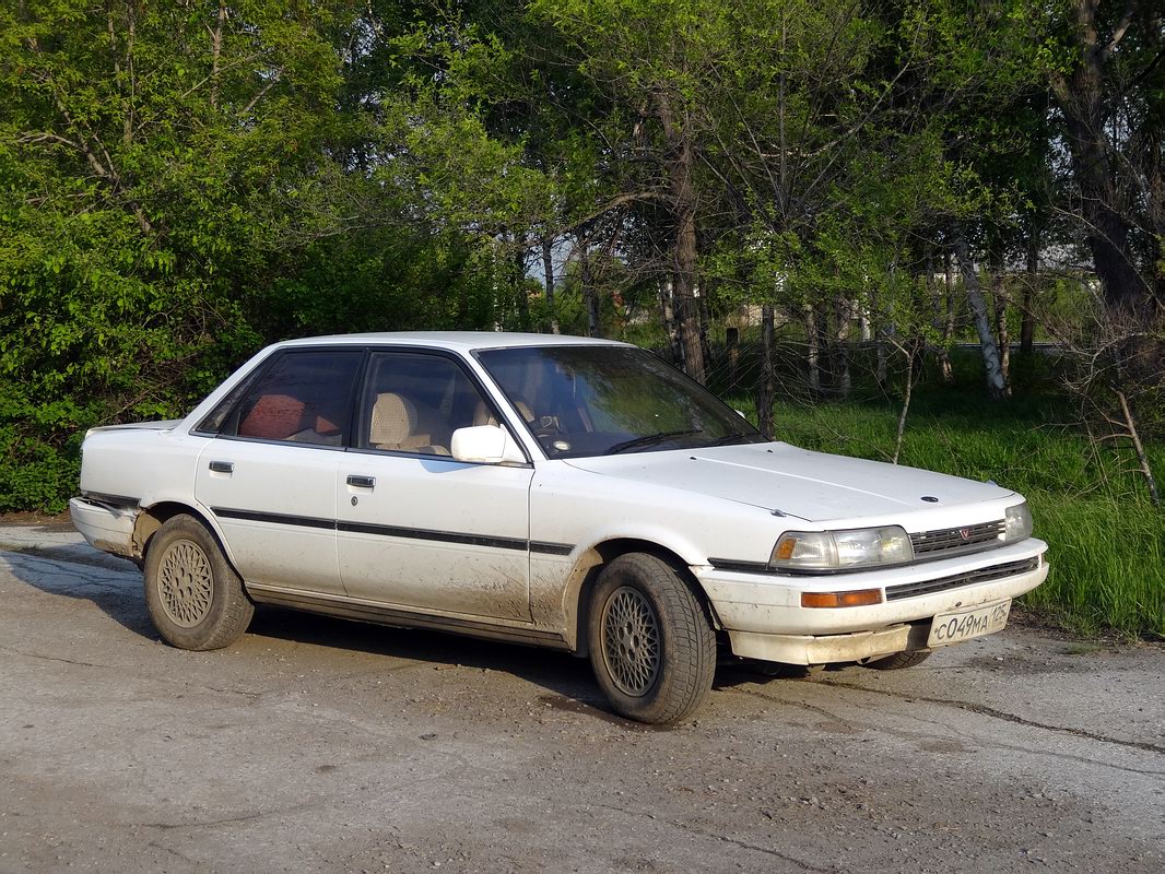 Приморский край, № С 049 МА 125 — Toyota Vista (V20) '86-90; Приморский край — Битые автомобили