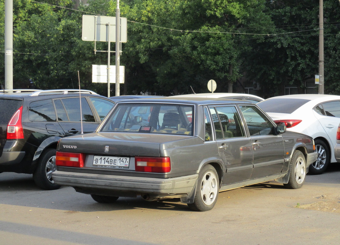 Ленинградская область, № В 114 ВЕ 147 — Volvo 740 '84-92