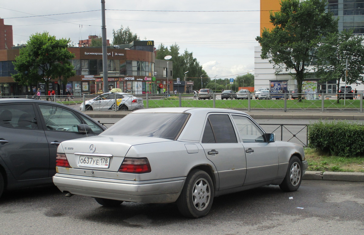 Санкт-Петербург, № О 637 УЕ 178 — Mercedes-Benz (W124) '84-96