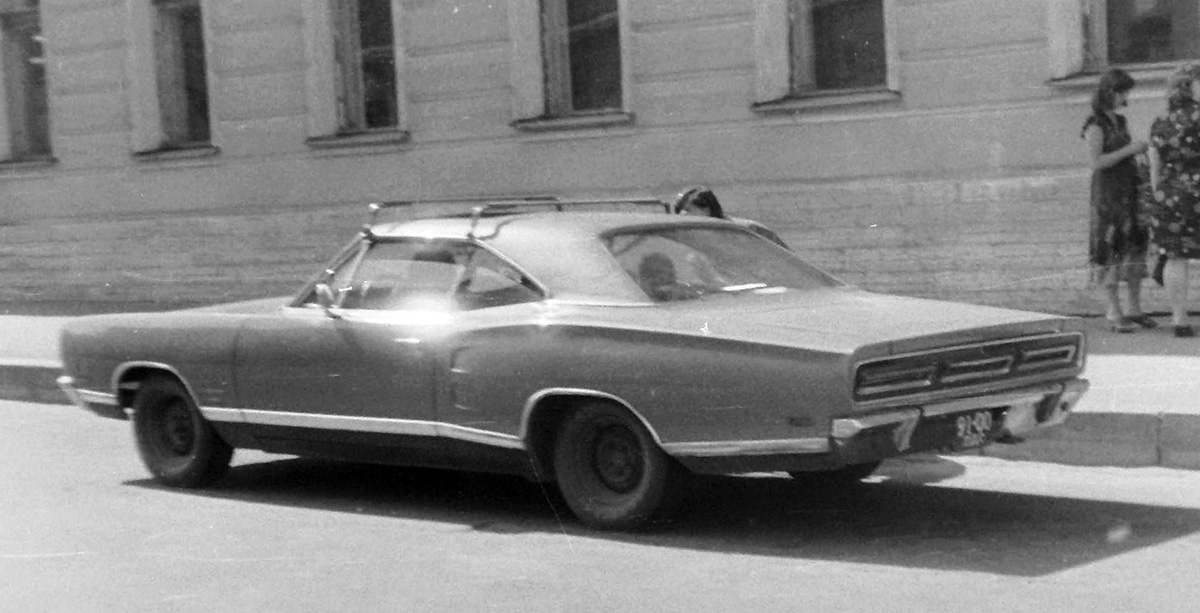 Санкт-Петербург, № 91-00 ЛДС — Dodge Coronet (5G) '65-70