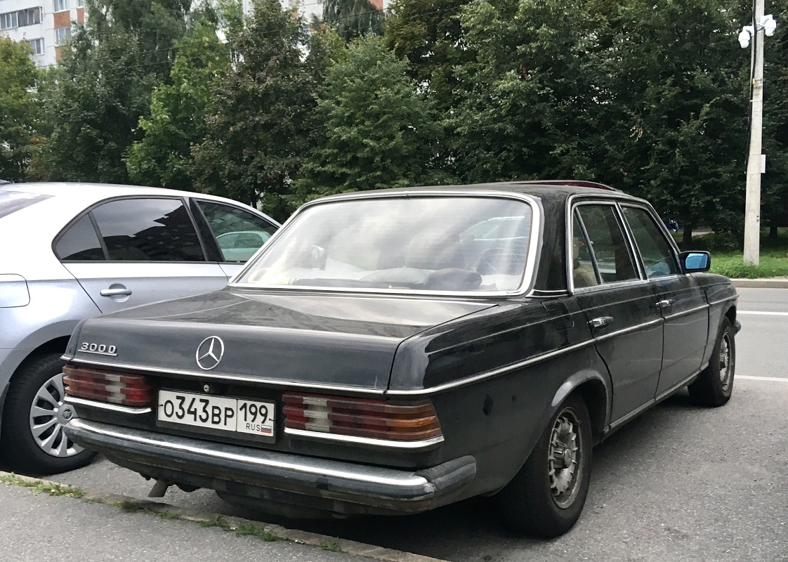 Москва, № О 343 ВР 199 — Mercedes-Benz (W123) '76-86