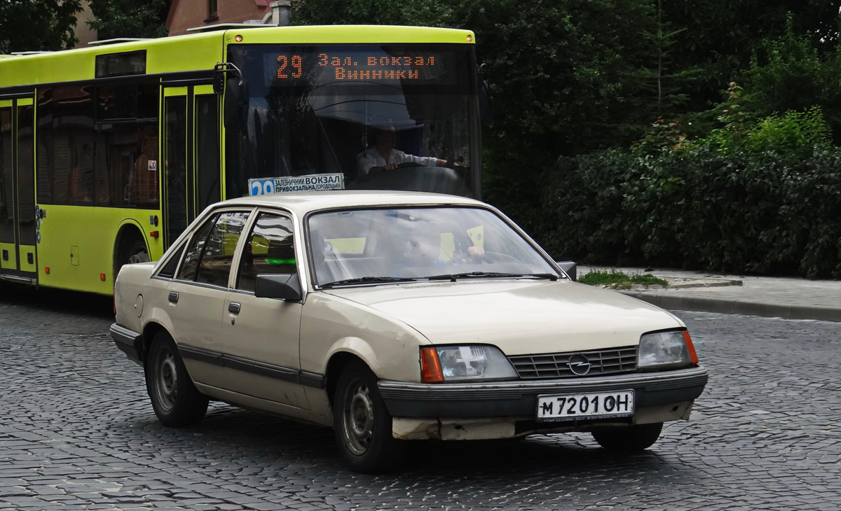 Львовская область, № М 7201 ОН — Opel Rekord (E2) '82-86