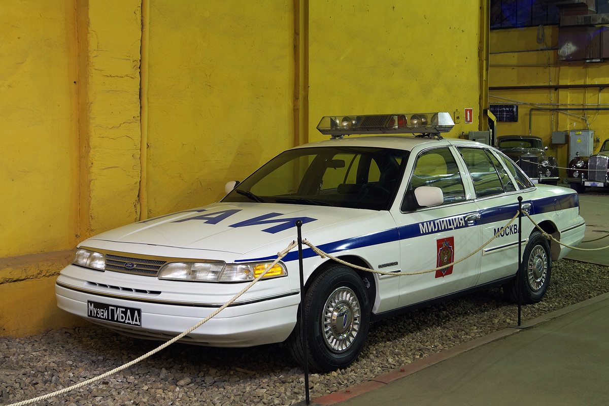 Москва, № А 2601 99 — Ford Crown Victoria '92-97
