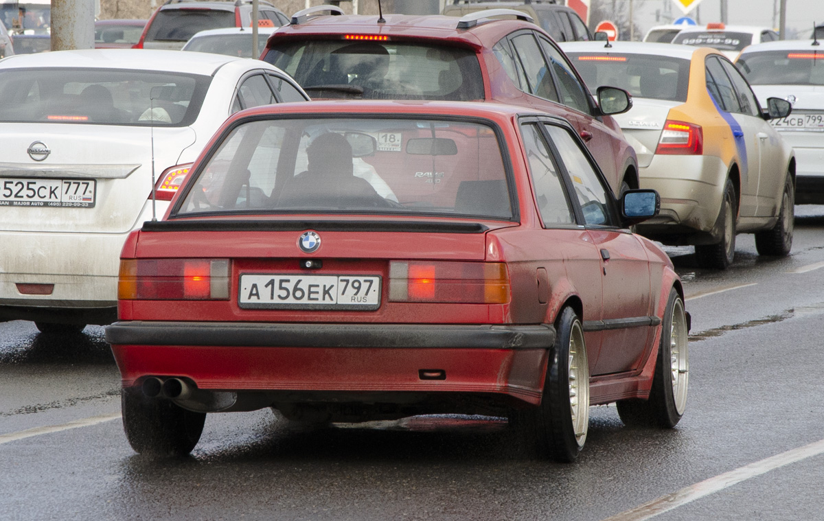 Москва, № А 156 ЕК 797 — BMW 3 Series (E30) '82-94