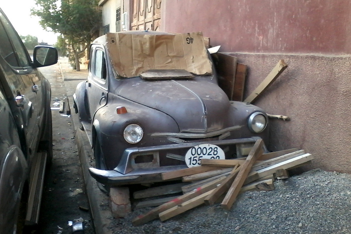 Алжир, № 00028 155 02 — Renault 4 CV '47-61