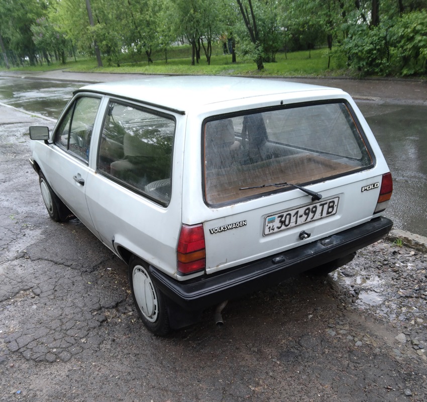 Львовская область, № 301-99 ТВ — Volkswagen Polo (Typ 86C) '81-94