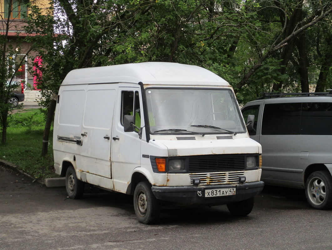 Ленинградская область, № Х 831 АУ 47 — Mercedes-Benz T1 '76-96