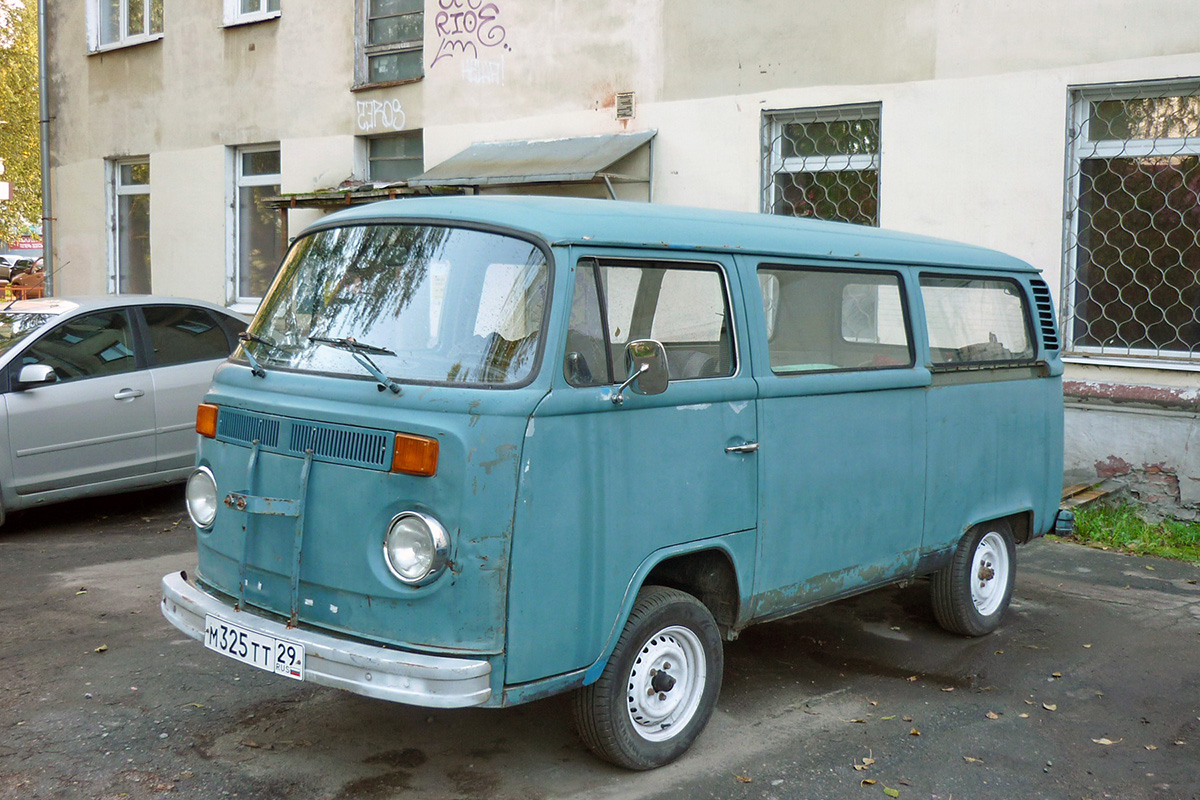 Архангельская область, № М 325 ТТ 29 — Volkswagen Typ 2 (T2) '67-13