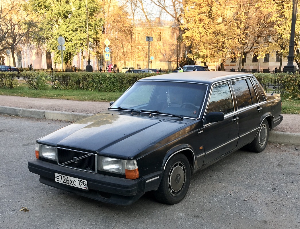 Санкт-Петербург, № Е 726 ХС 198 — Volvo 740 '84-92