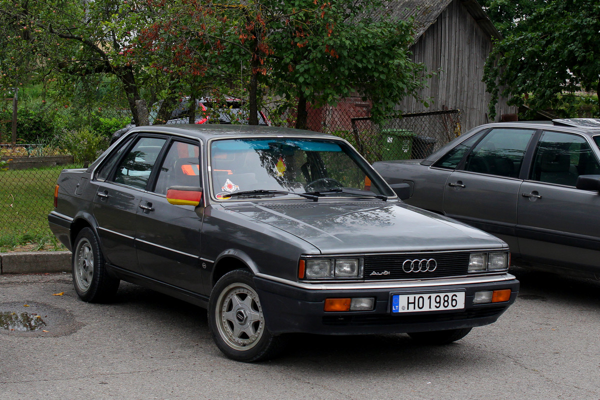 Литва, № H01986 — Audi 90 (B2) '84-86