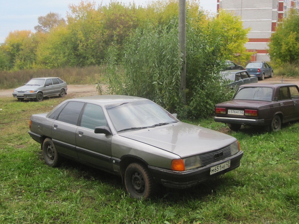 Кировская область, № М 651 НЕ 43 — Audi 100 (C3) '82-91