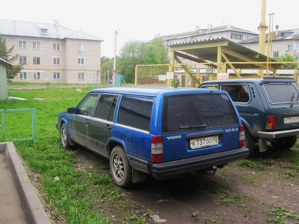 Кировская область, № К 737 ОО 43 — Volvo 740 '84-92