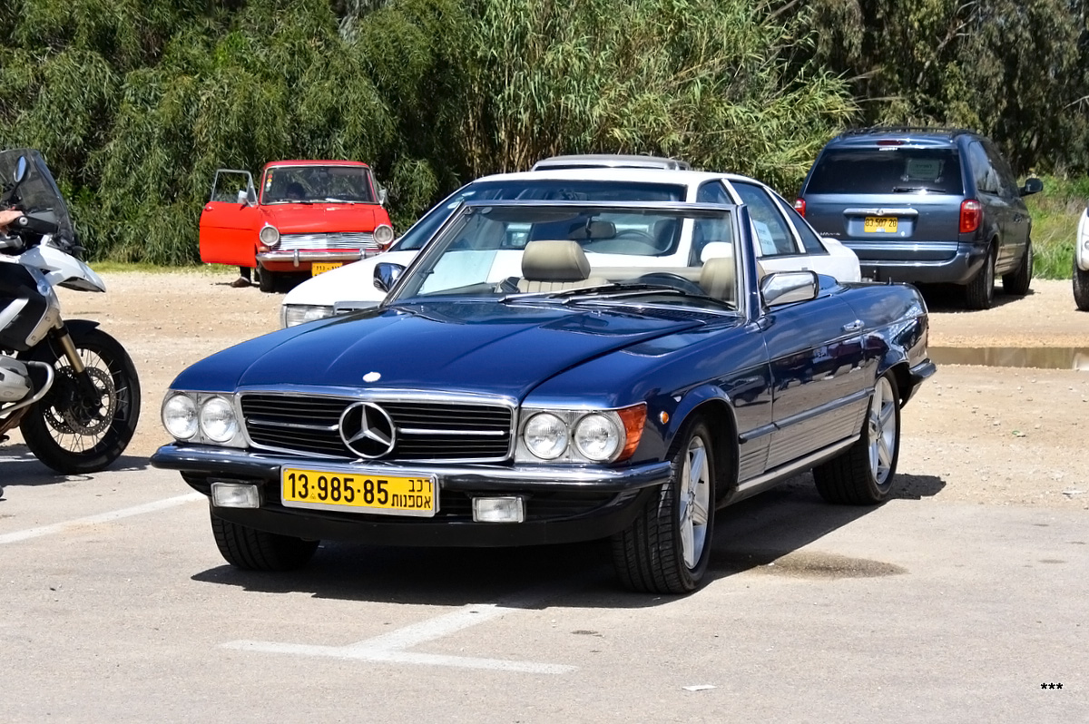 Израиль, № 13-985-85 — Mercedes-Benz (R107/C107) '71-89