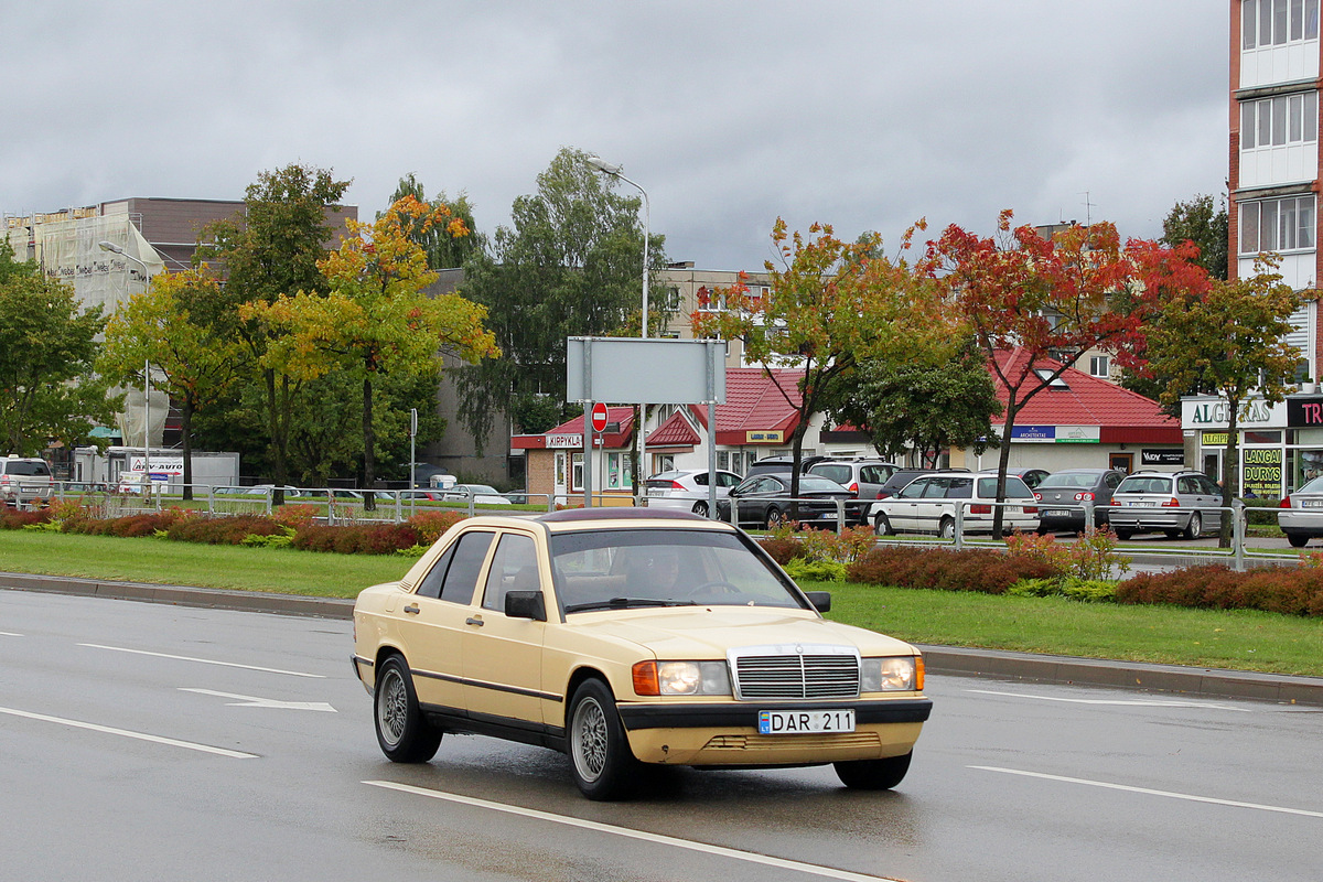 Литва, № DAR 211 — Mercedes-Benz (W201) '82-93