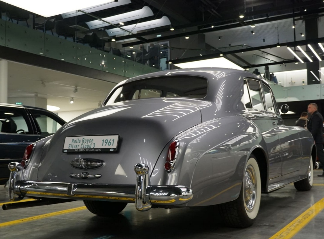 Татарстан, № Б/Н 022 — Rolls-Royce Silver Cloud II '59-62