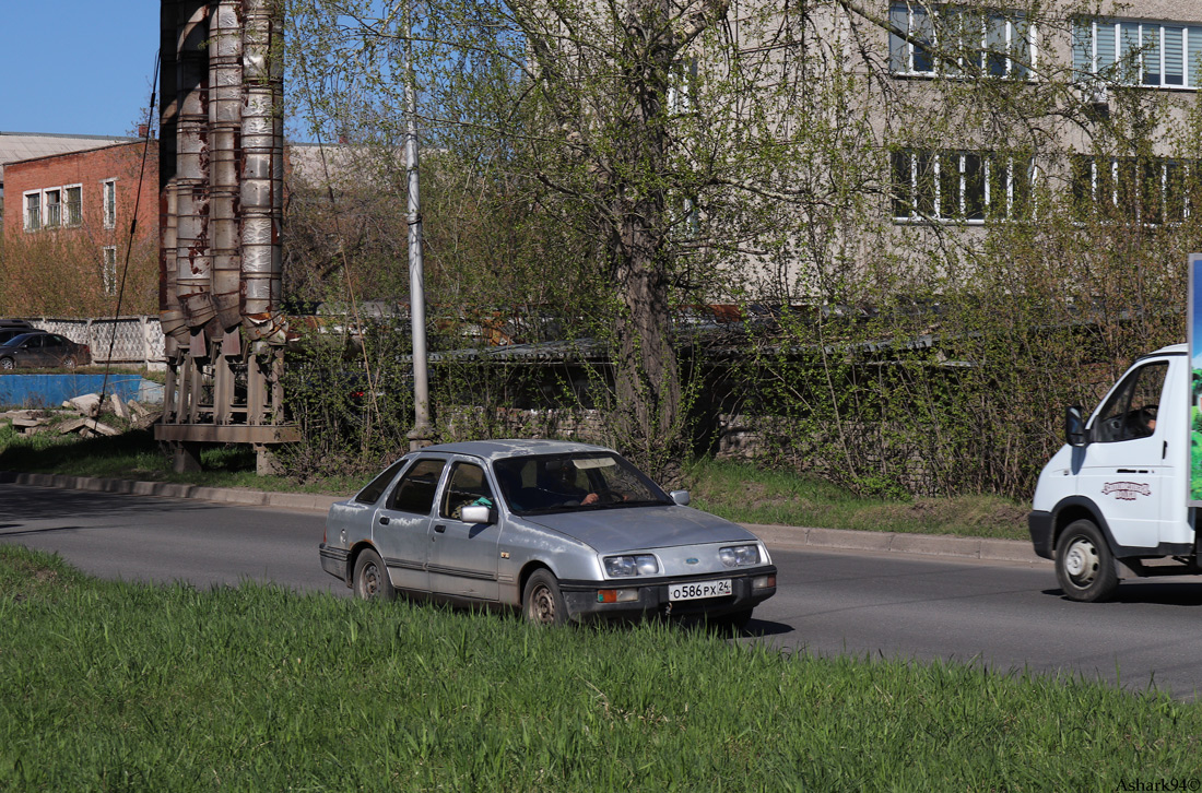 Красноярский край, № О 586 РХ 24 — Ford Sierra MkI '82-87