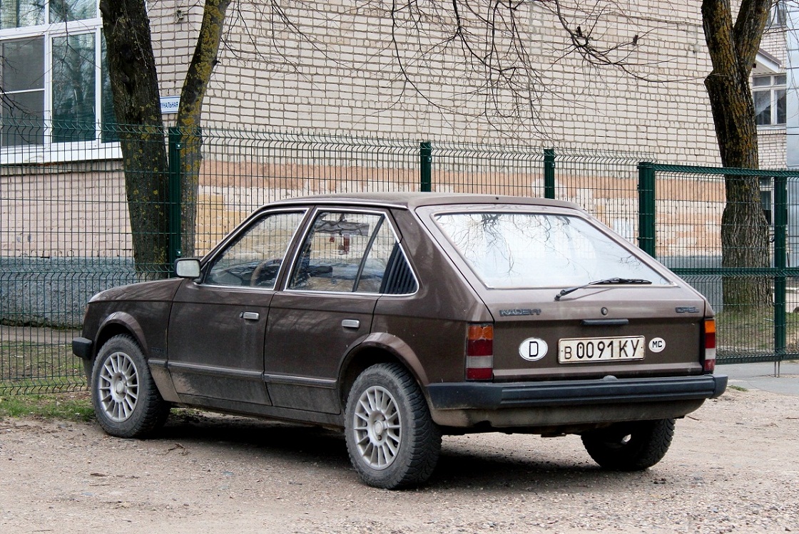 Курская область, № В 0091 КУ — Opel Kadett (D) '79-84