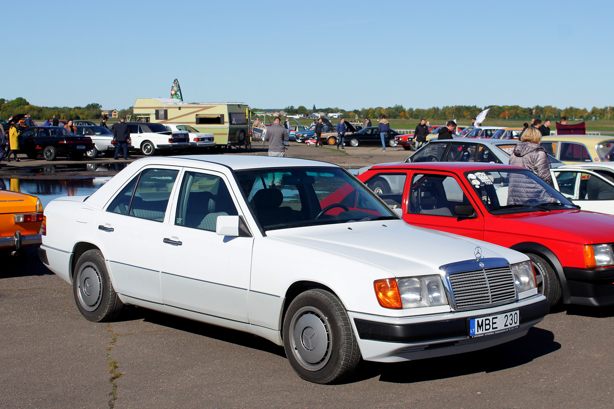 Литва, № MBE 230 — Mercedes-Benz (W124) '84-96; Литва — Retro mugė 2021 ruduo