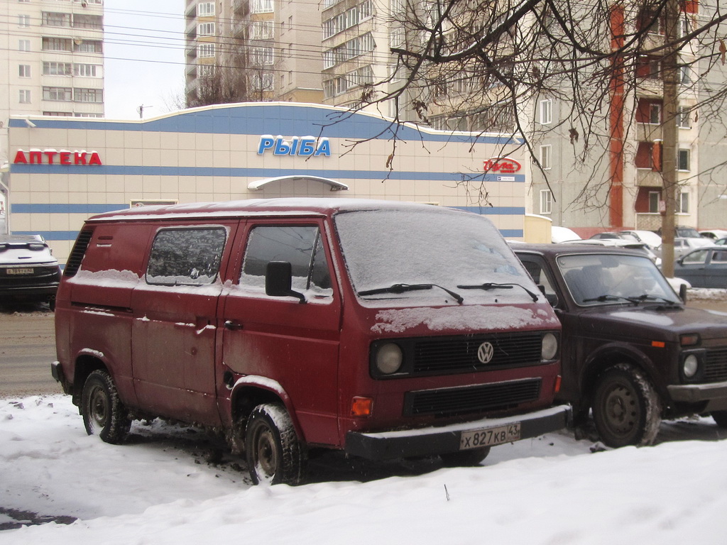 Кировская область, № Х 827 КВ 43 — Volkswagen Typ 2 (Т3) '79-92