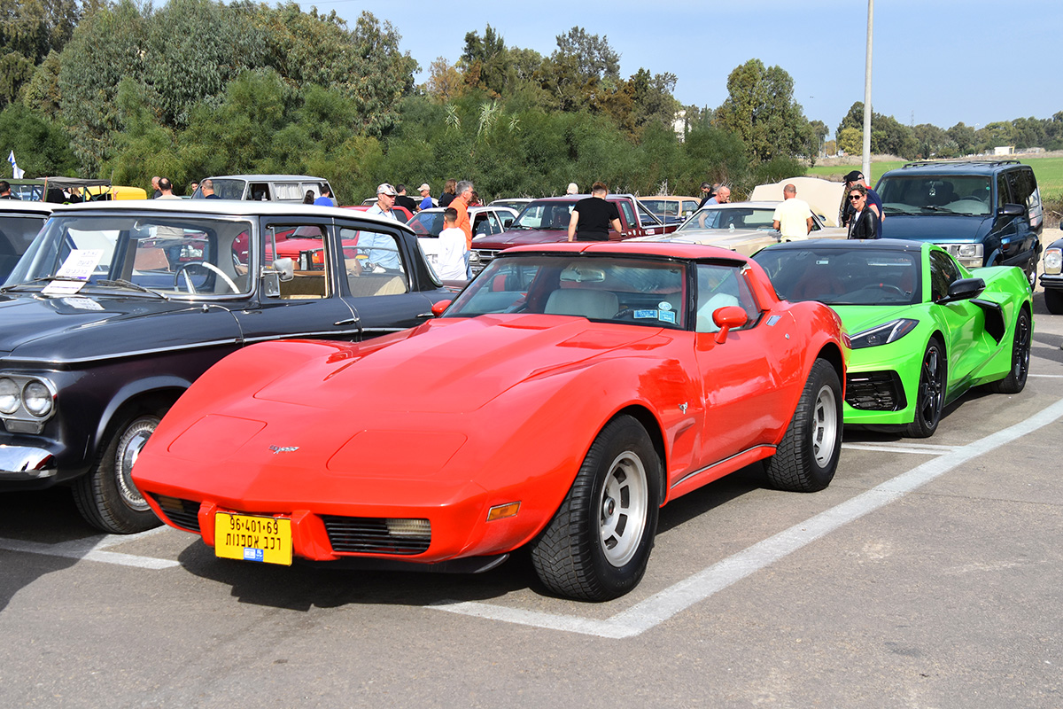 Израиль, № 96-401-69 — Chevrolet Corvette (C3) '68-82