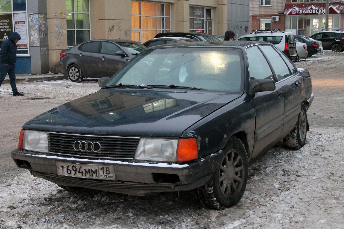 Удмуртия, № Т 694 ММ 18 — Audi 100 (C3) '82-91