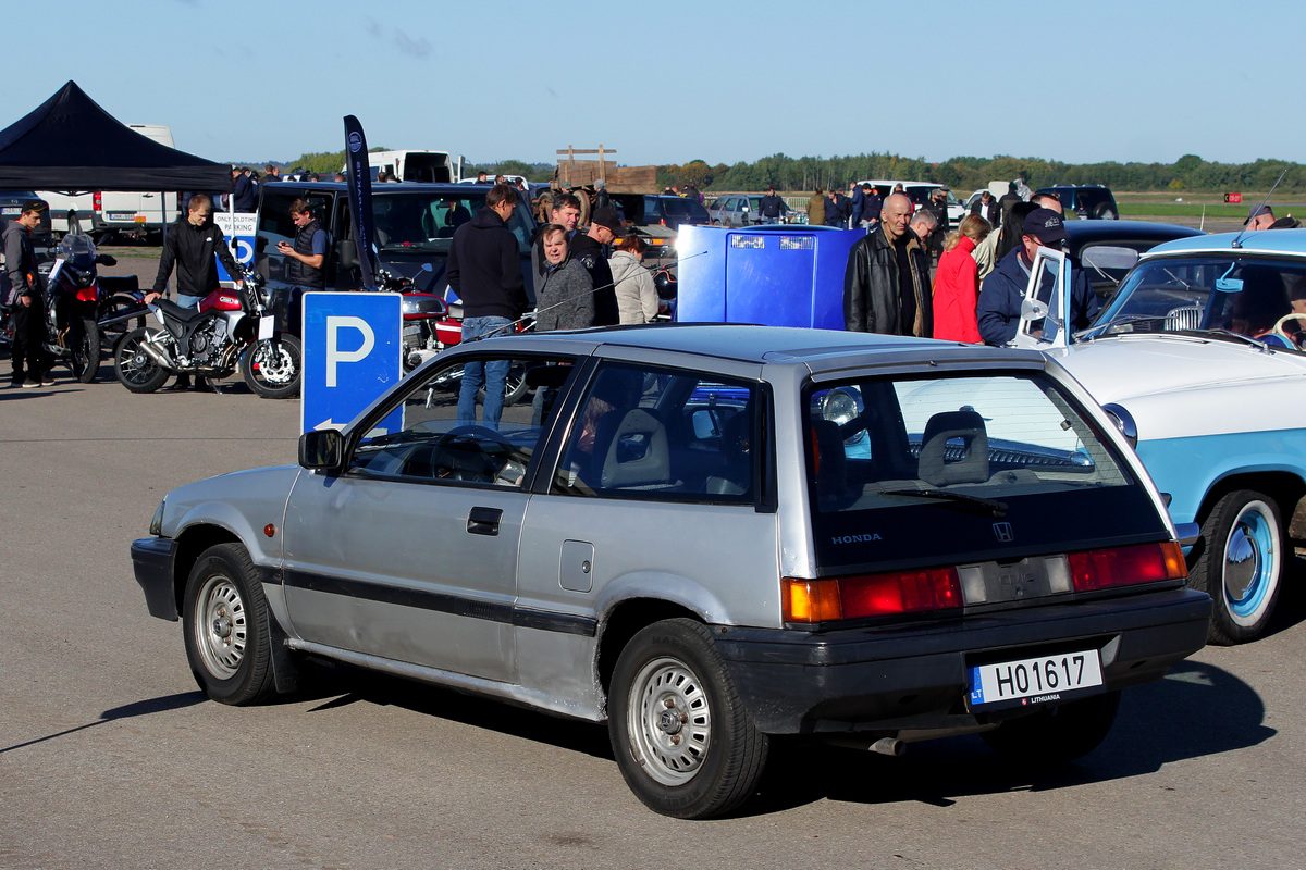 Литва, № H01617 — Honda Civic (3G) '83-87; Литва — Retro mugė 2021 ruduo