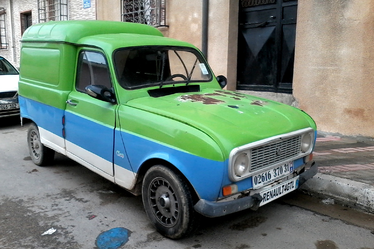 Алжир, № 02616 370 31 — Renault 4 F4 '61-88
