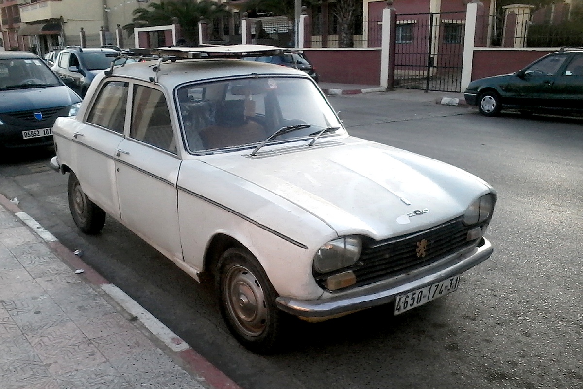 Алжир, № 4650 174 31 — Peugeot 204 '65-76