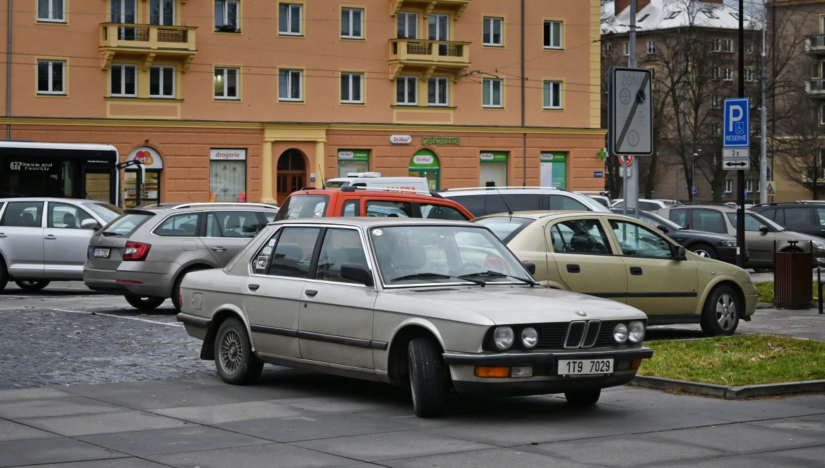 Чехия, № 1T9 7029 — BMW 5 Series (E28) '82-88