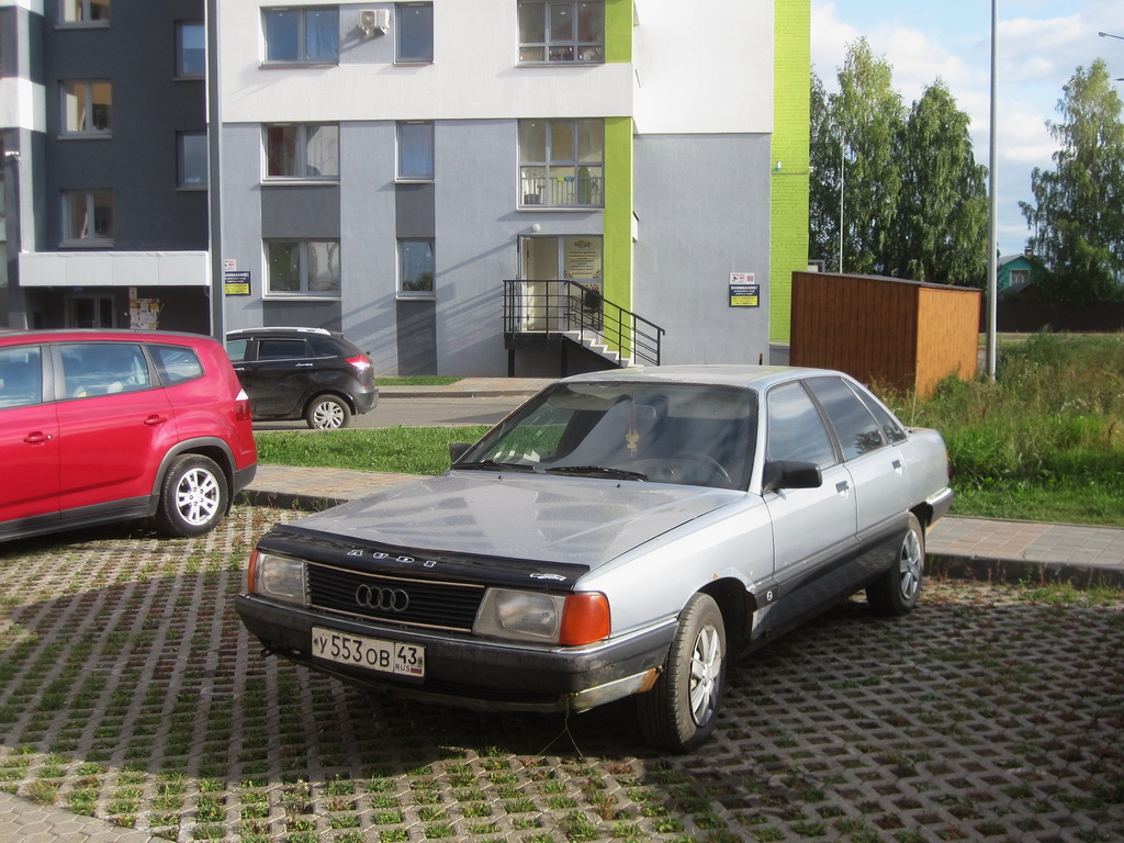 Кировская область, № У 553 ОВ 43 — Audi 100 (C3) '82-91