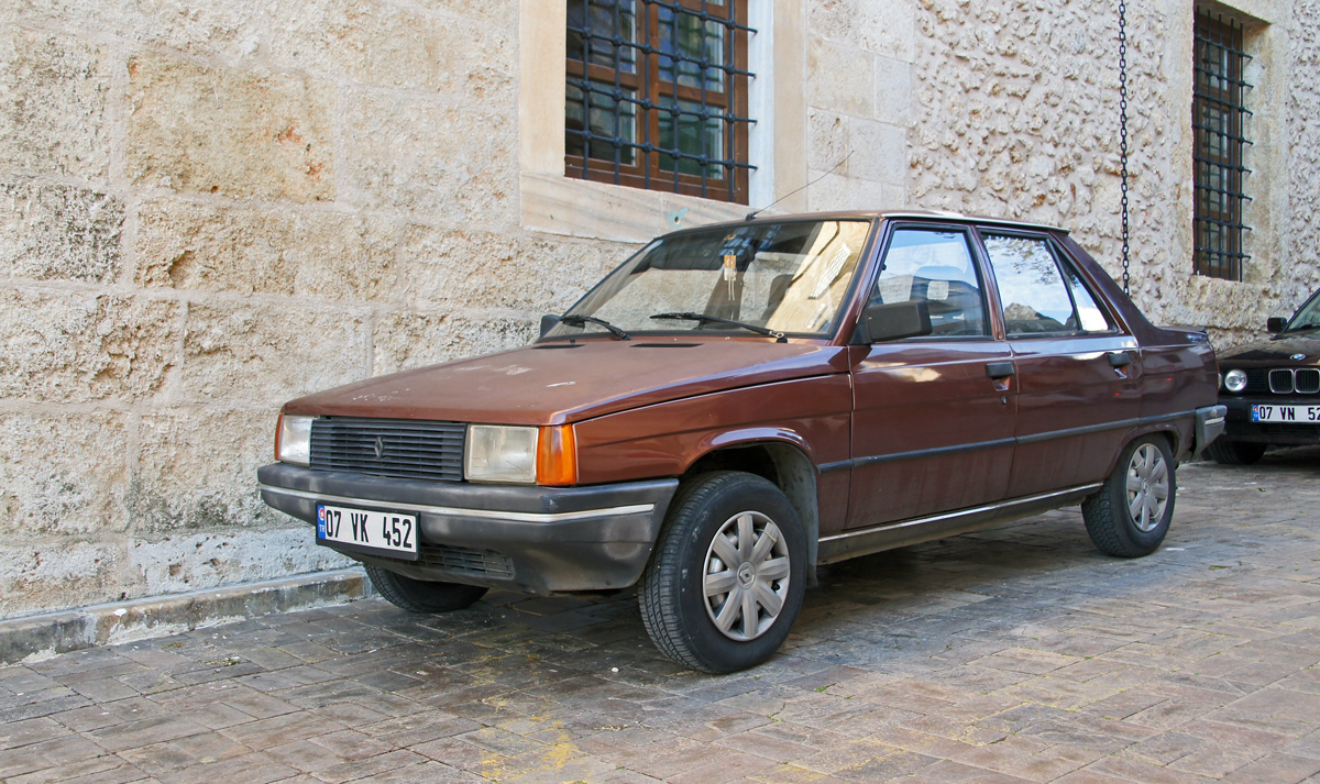 Турция, № 07 VK 452 — Renault 9 '81-89