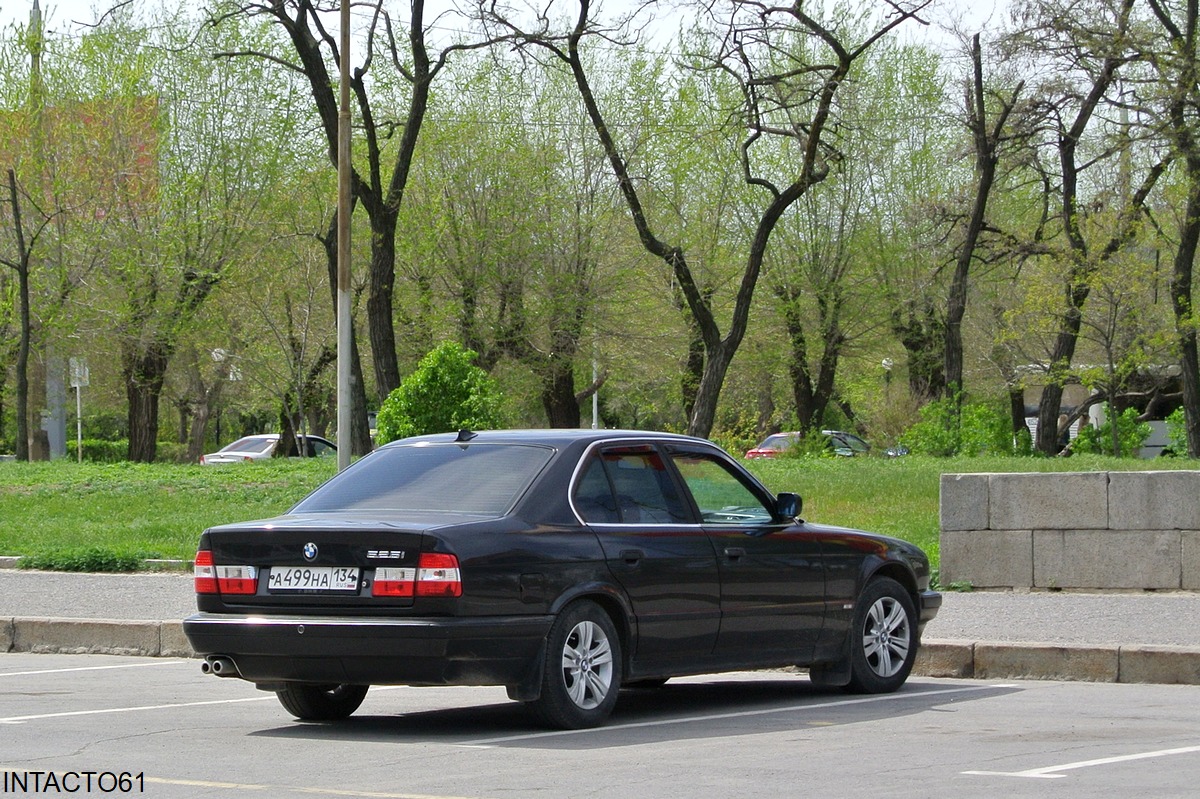 Волгоградская область, № А 499 НА 134 — BMW 5 Series (E34) '87-96