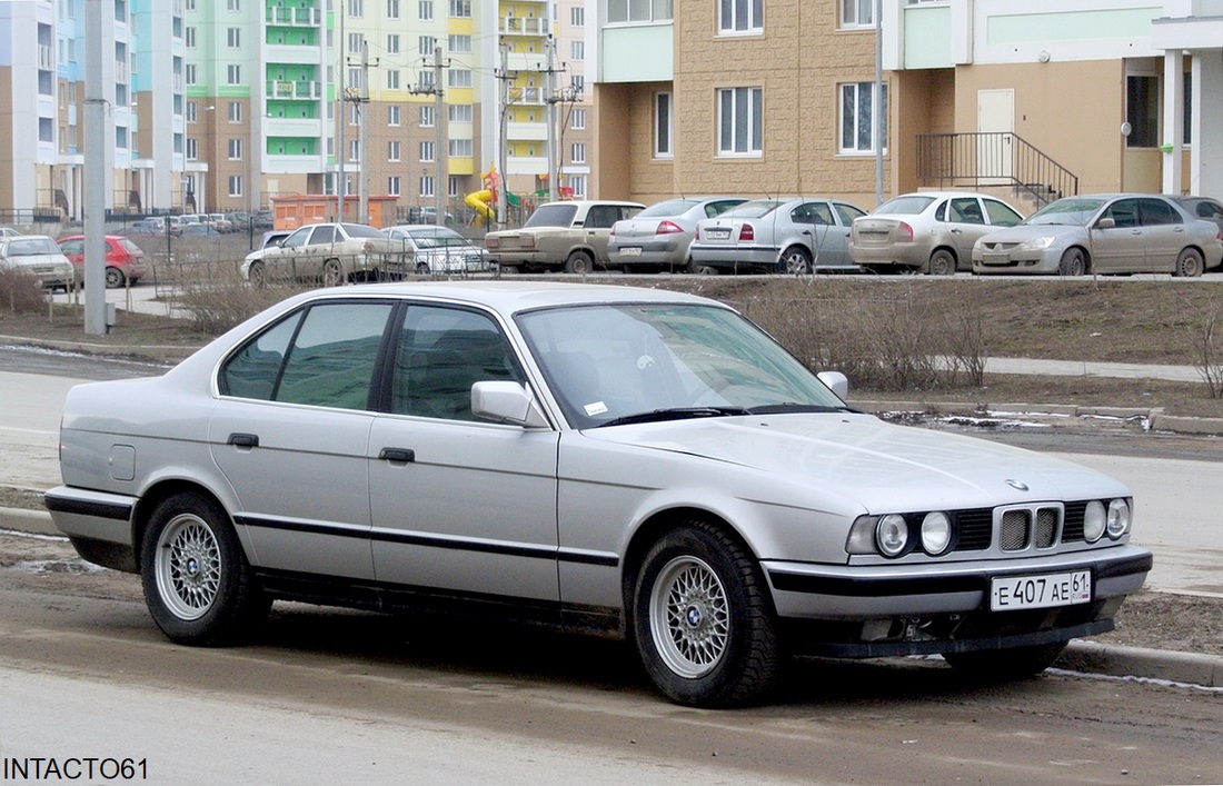 Ростовская область, № Е 407 АЕ 61 — BMW 5 Series (E34) '87-96