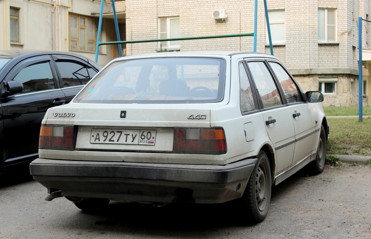Псковская область, № А 927 ТУ 60 — Volvo 440 '87-96
