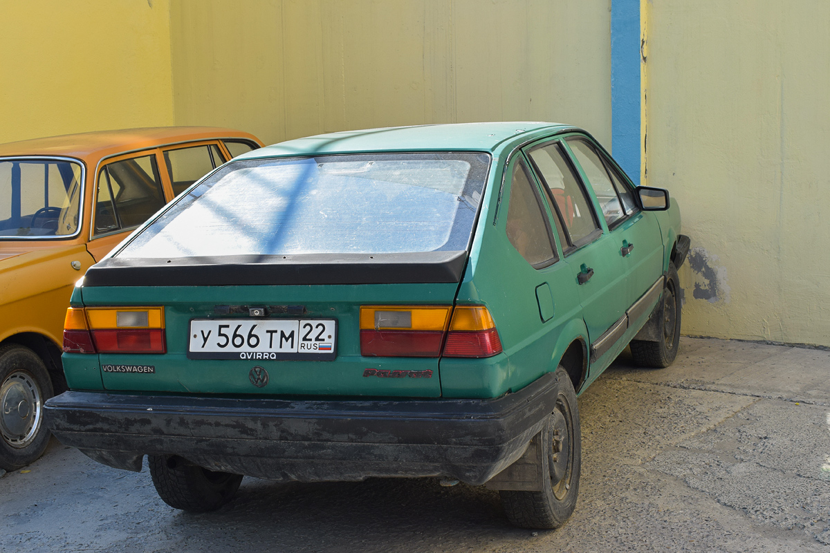 Алтайский край, № У 566 ТМ 22 — Volkswagen Passat (B2) '80-88
