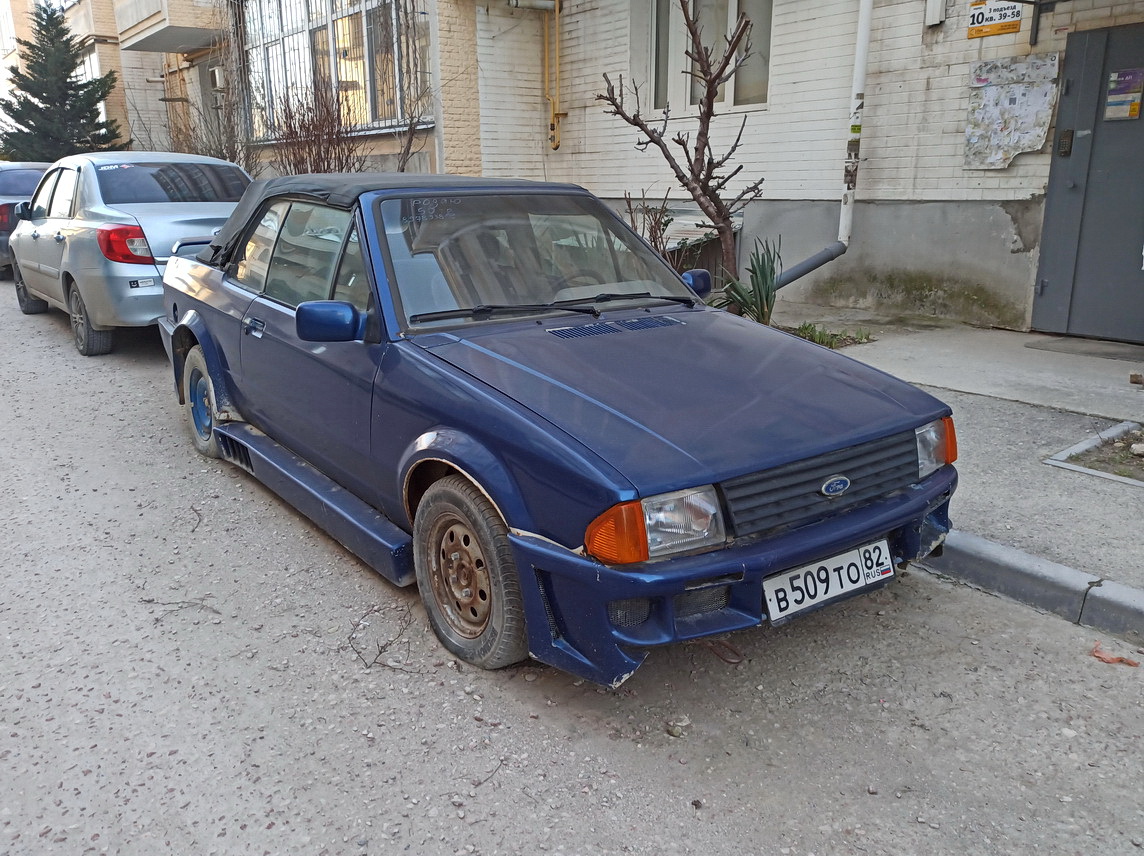 Крым, № В 509 ТО 82 — Ford Escort MkIII '80-86