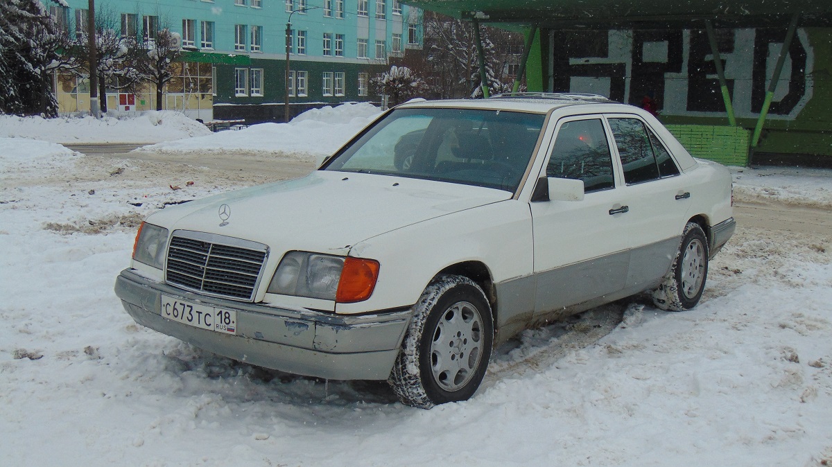 Удмуртия, № С 673 ТС 18 — Mercedes-Benz (W124) '84-96