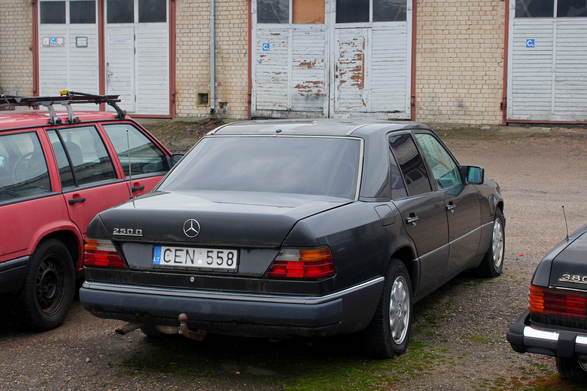 Литва, № CEN 558 — Mercedes-Benz (W124) '84-96