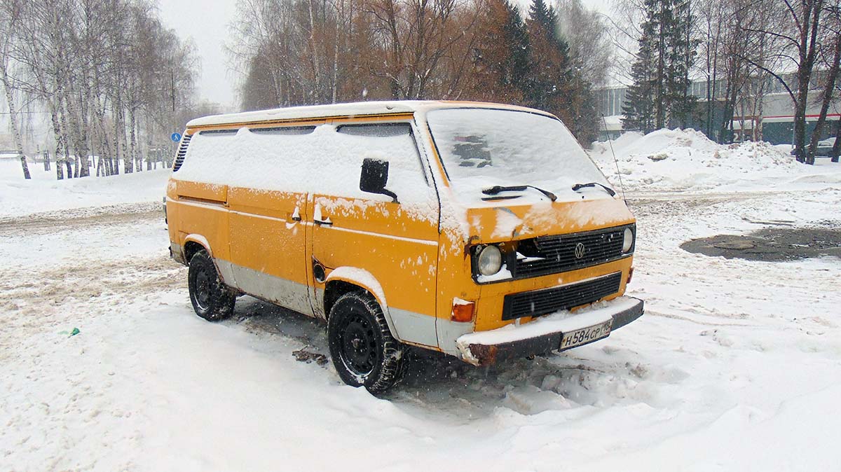 Удмуртия, № Н 584 СР 18 — Volkswagen Typ 2 (Т3) '79-92