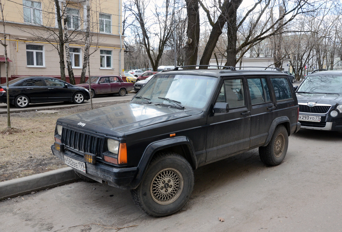 Москва, № Н 582 ВЕ 199 — Jeep Cherokee (XJ) '84-01