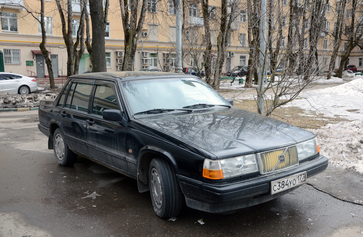 Москва, № С 384 УО 177 — Volvo 740 '84-92
