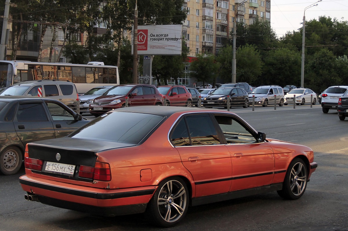 Удмуртия, № Е 156 МХ 43 — BMW 5 Series (E34) '87-96
