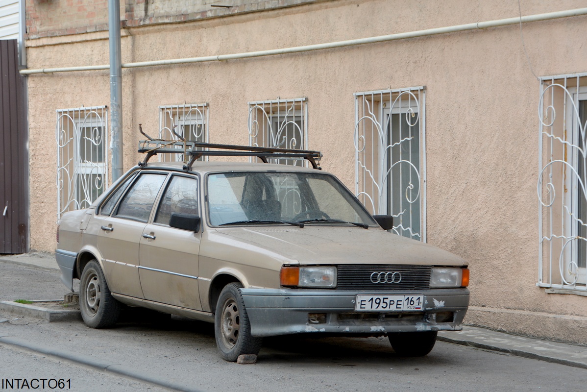 Ростовская область, № Е 195 РЕ 161 — Audi 80 (B2) '78-86