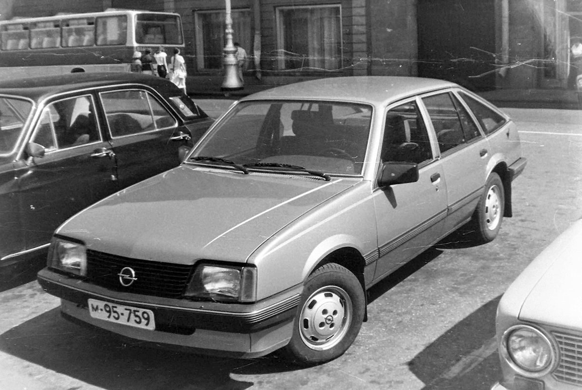 Санкт-Петербург, № М-95-759 — Opel Ascona (C) '81-88; Санкт-Петербург — Старые фотографии