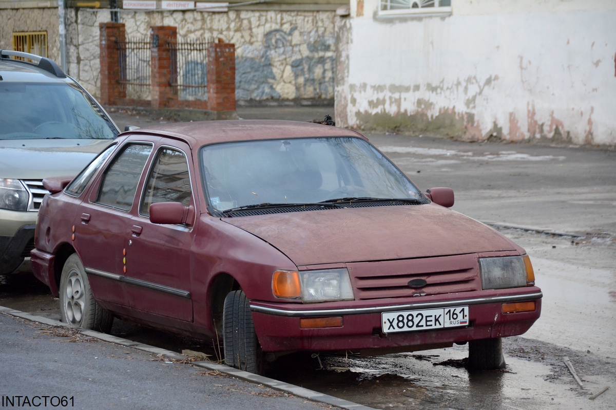 Ростовская область, № Х 882 ЕК 161 — Ford Sierra MkI '82-87